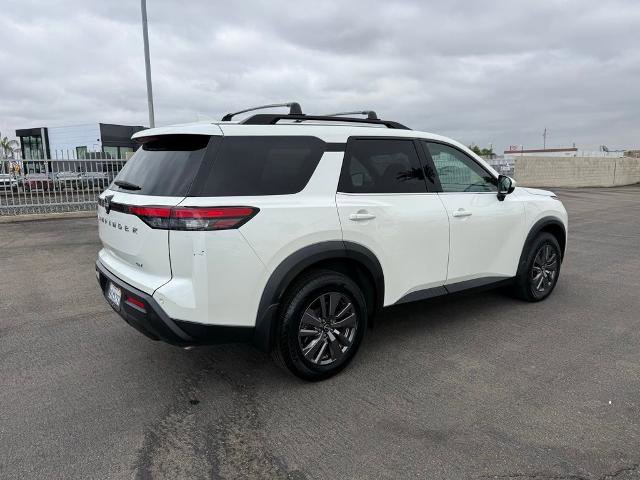 Certified 2023 Nissan Pathfinder SV image 6