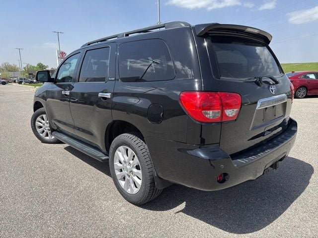 Used 2017 Toyota Sequoia Platinum AWD/4WD image 7
