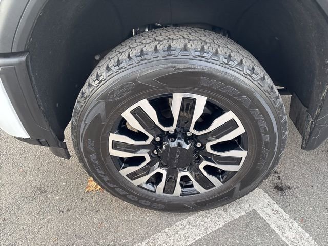 Used 2024 GMC Sierra 2500 Denali Ultimate image 38