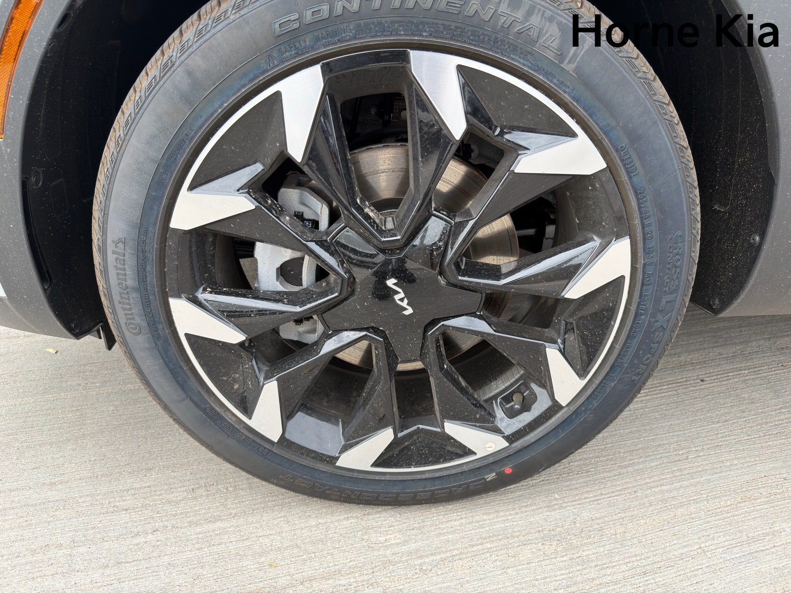 New 2026 Kia Sorento EX w/ EX Premium Package FWD image 8