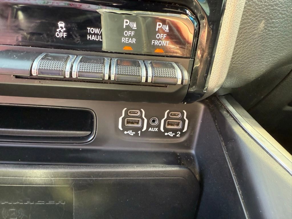 Used 2021 RAM 1500 Laramie image 16