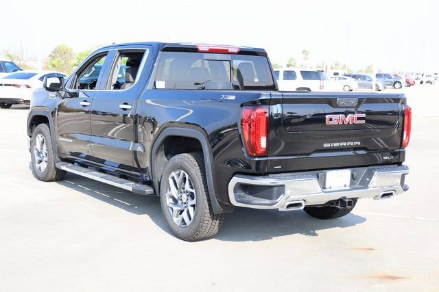 New 2026 GMC Sierra 1500 SLT image 6