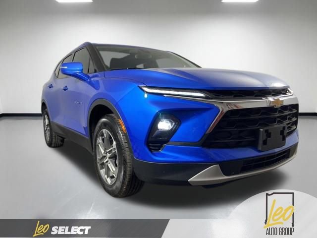 Used 2024 Chevrolet Blazer LT FWD image 9