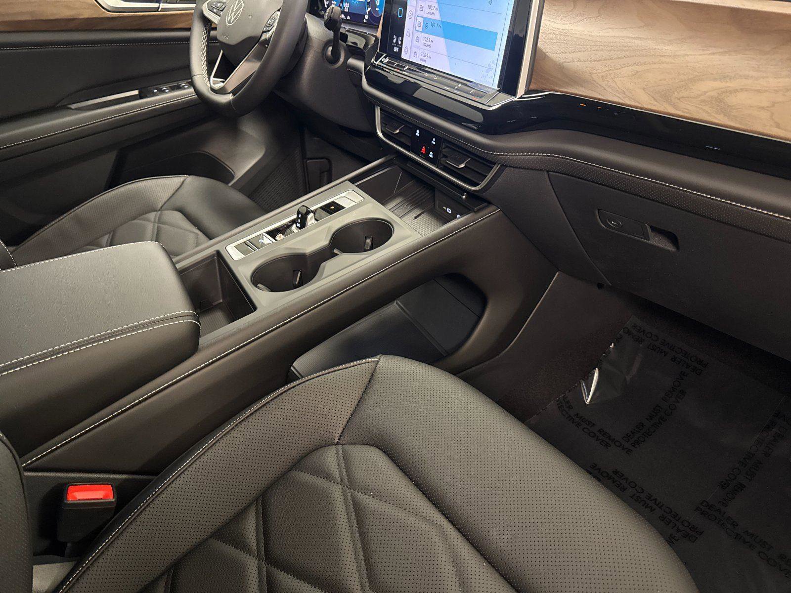 New 2026 Volkswagen Atlas SE image 16