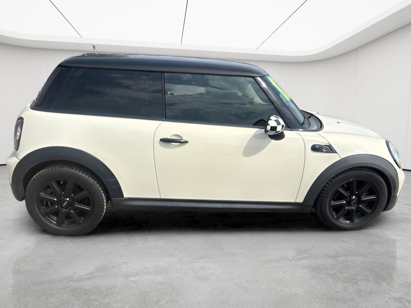Used 2012 MINI Cooper S FWD image 2