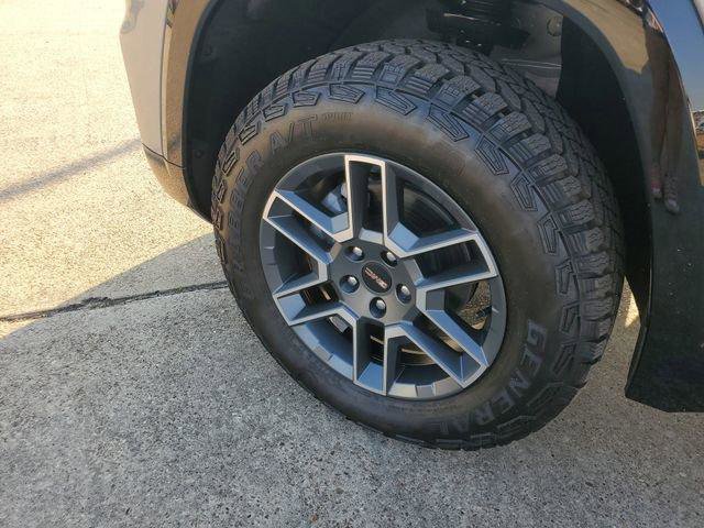 New 2026 GMC Terrain AT4 image 4