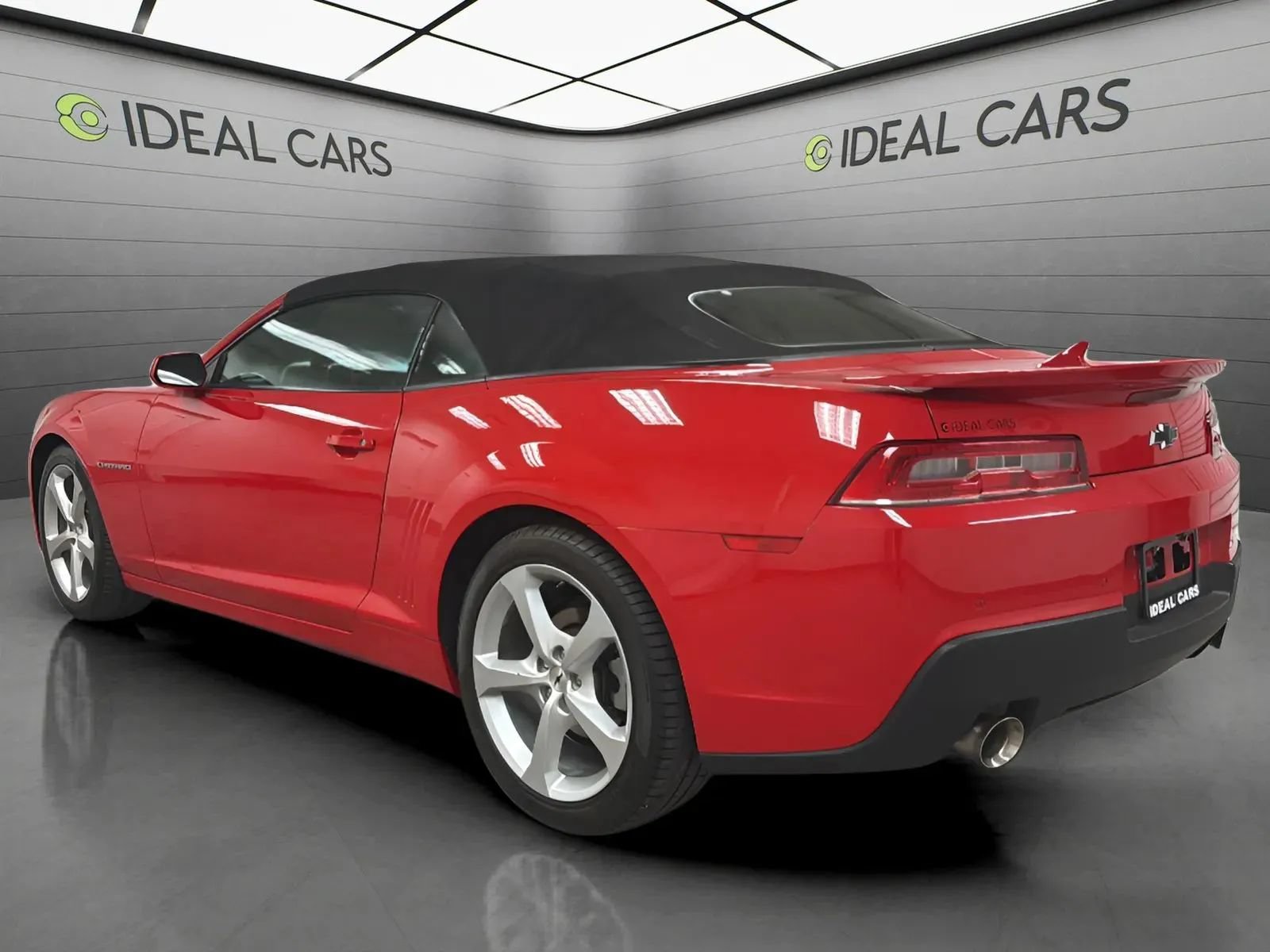 Used 2015 Chevrolet Camaro LT w/ RS Package RWD image 7