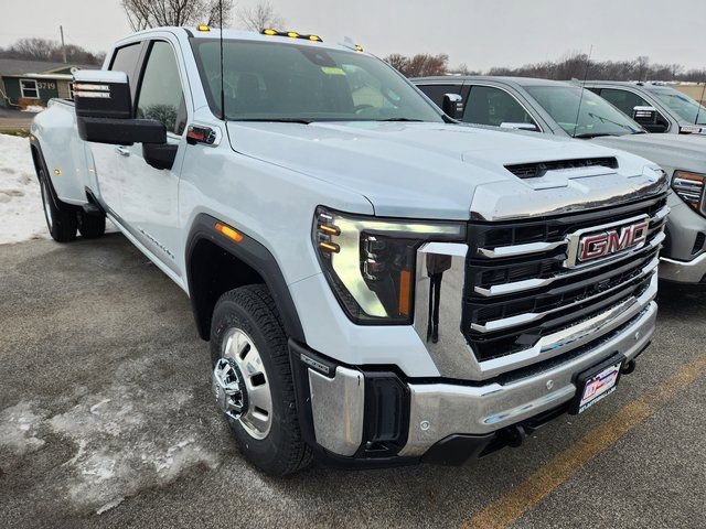 New 2026 GMC Sierra 3500 SLT w/ SLT Convenience Package