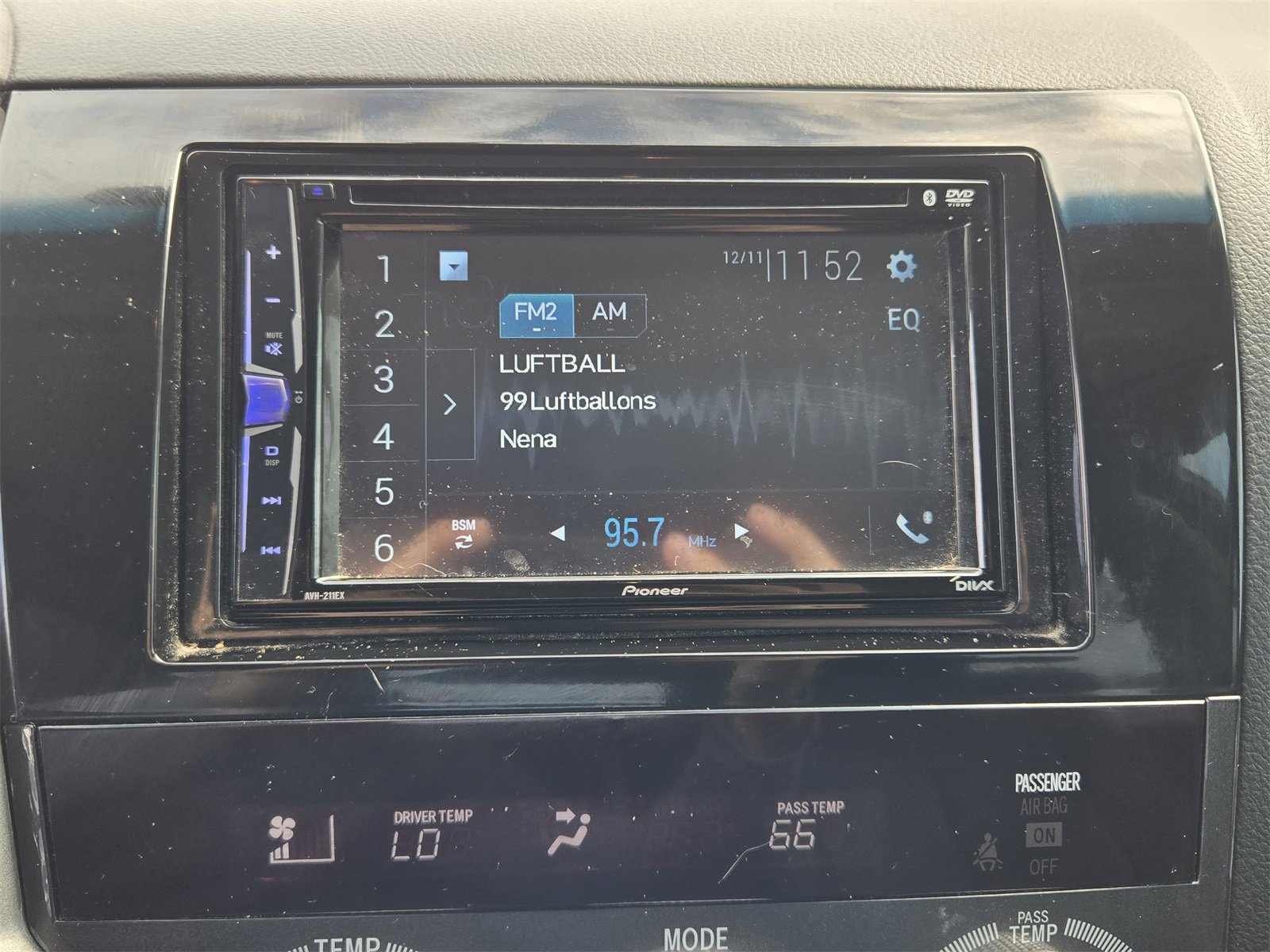 Used 2011 Toyota Sequoia SR5 image 16