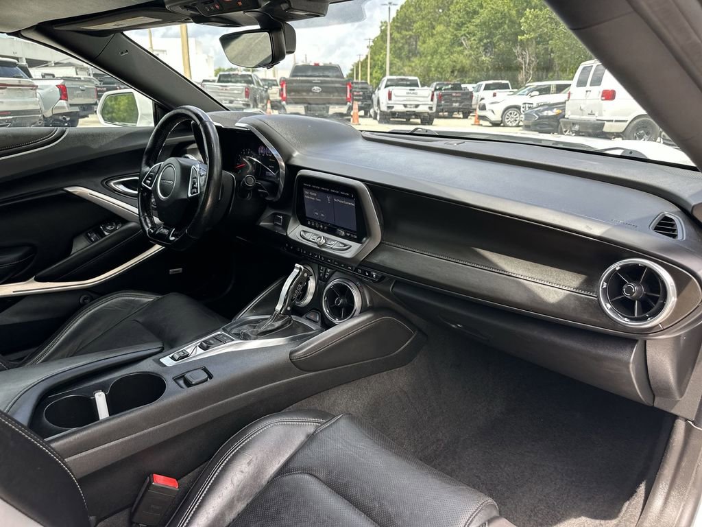 Used 2019 Chevrolet Camaro SS RWD image 29