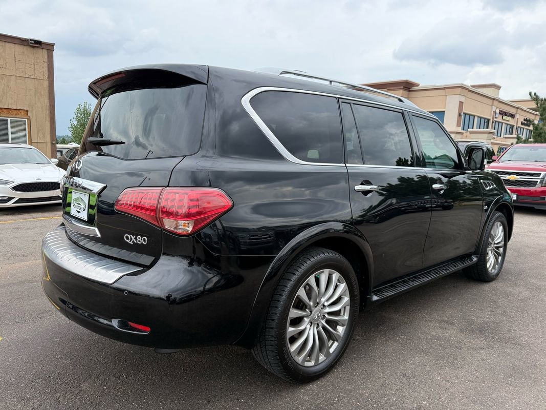 Used 2016 INFINITI QX80 Luxe w/ 22" Wheel Package image 3