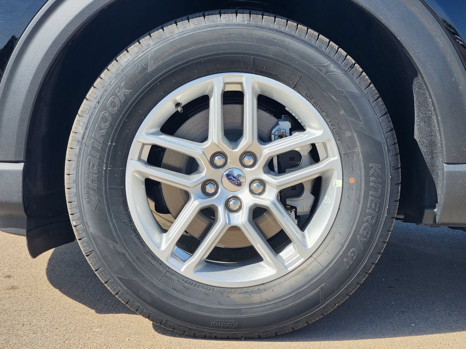 New 2027 Ford Explorer Active RWD image 11