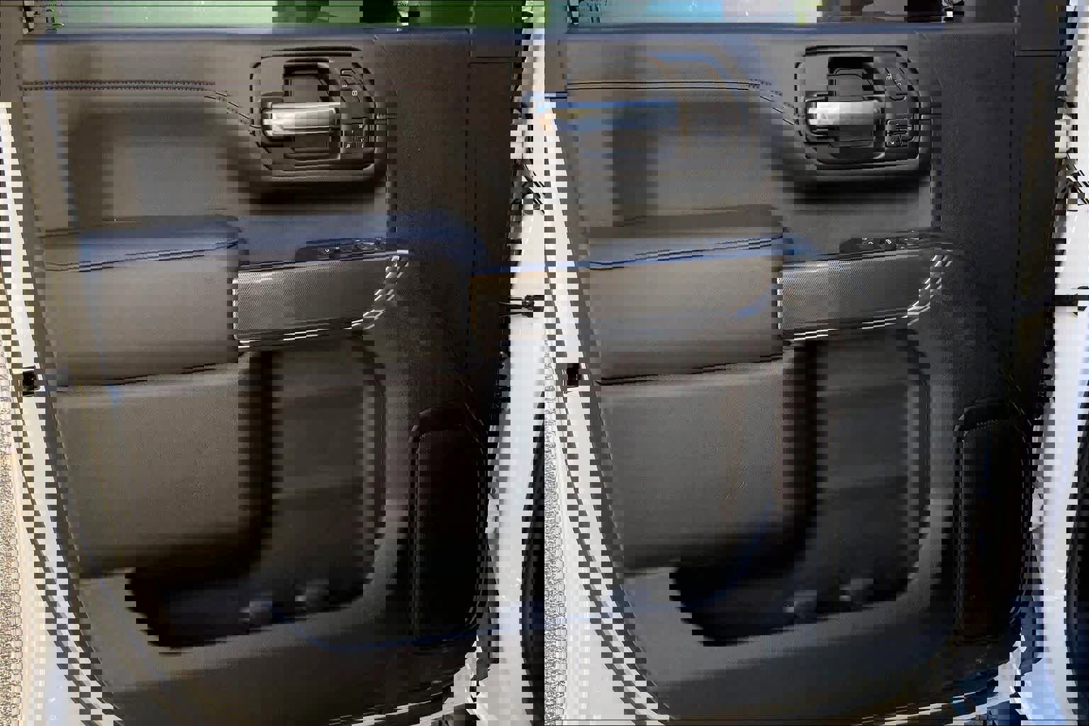 Used 2023 GMC Sierra 2500 AT4 w/ Gooseneck/5TH Wheel Package image 20