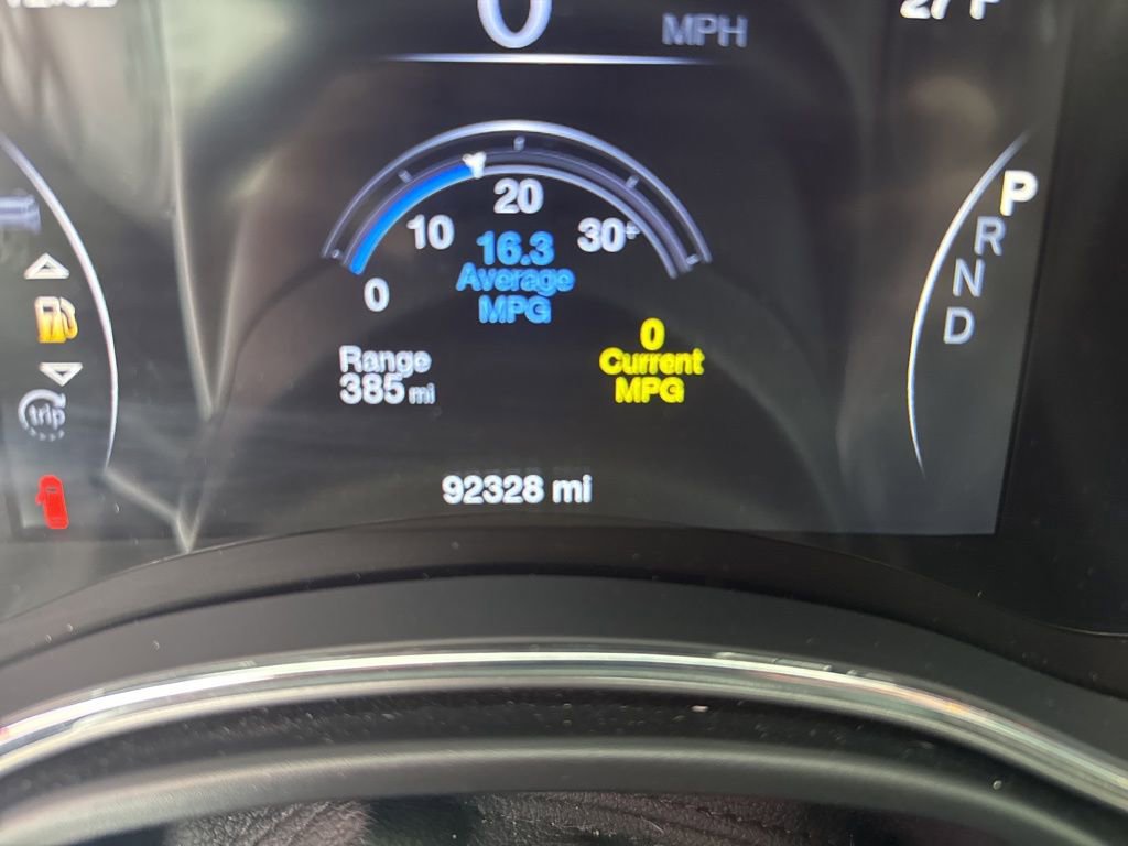 Used 2018 Jeep Grand Cherokee Altitude image 37