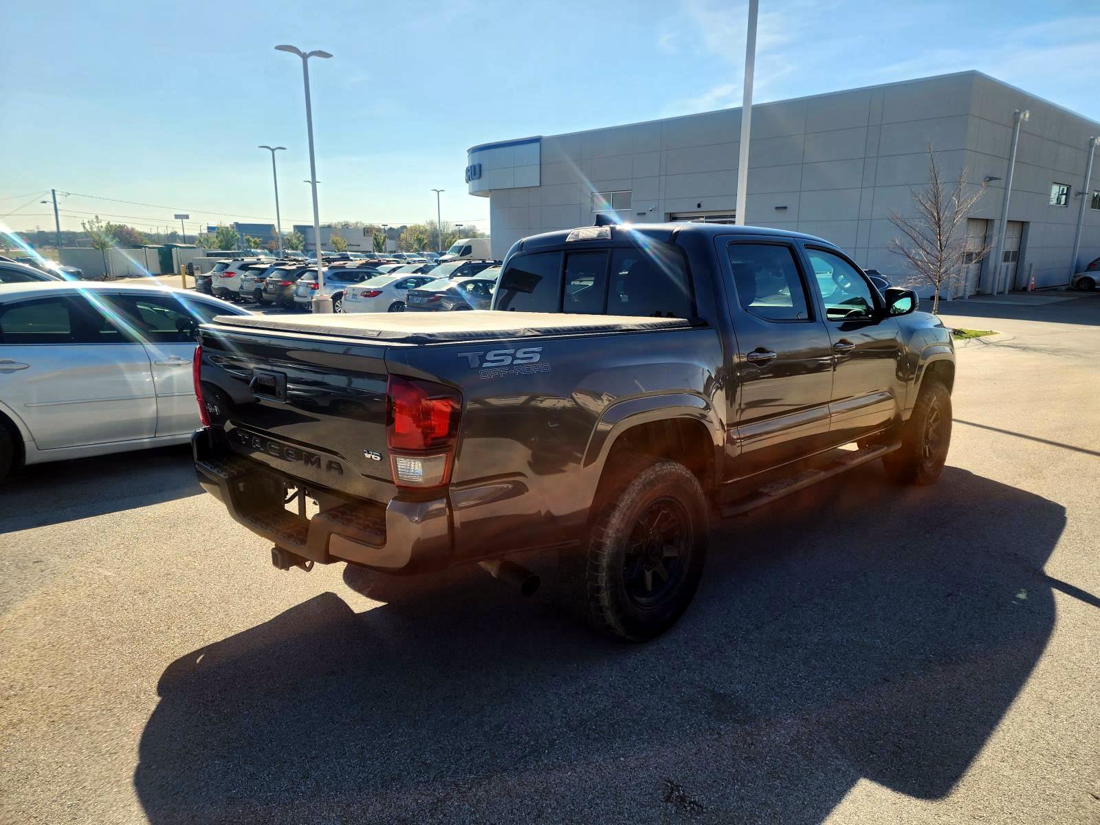 Used 2023 Toyota Tacoma SR image 6