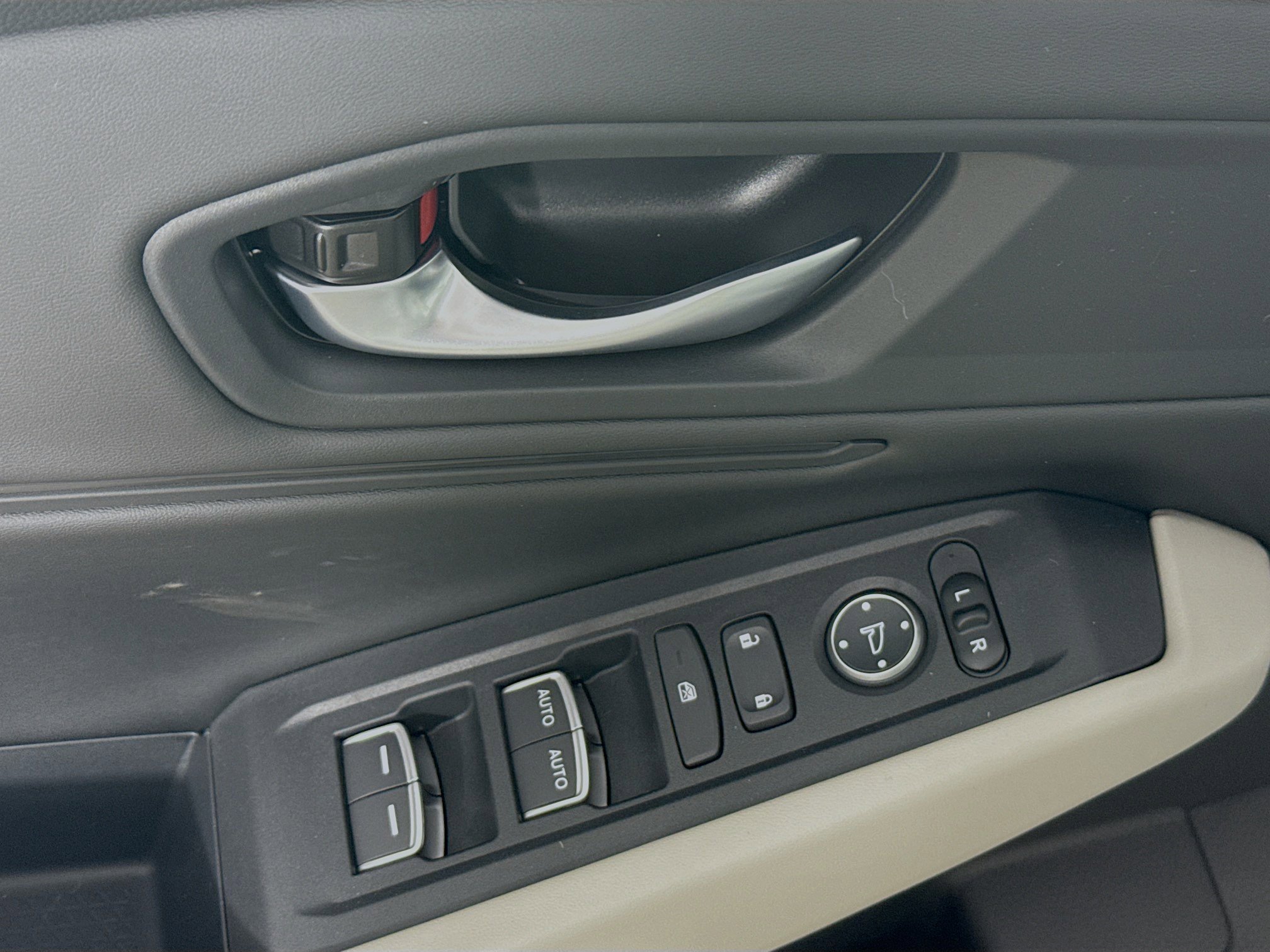 New 2025 Honda Accord SE image 19