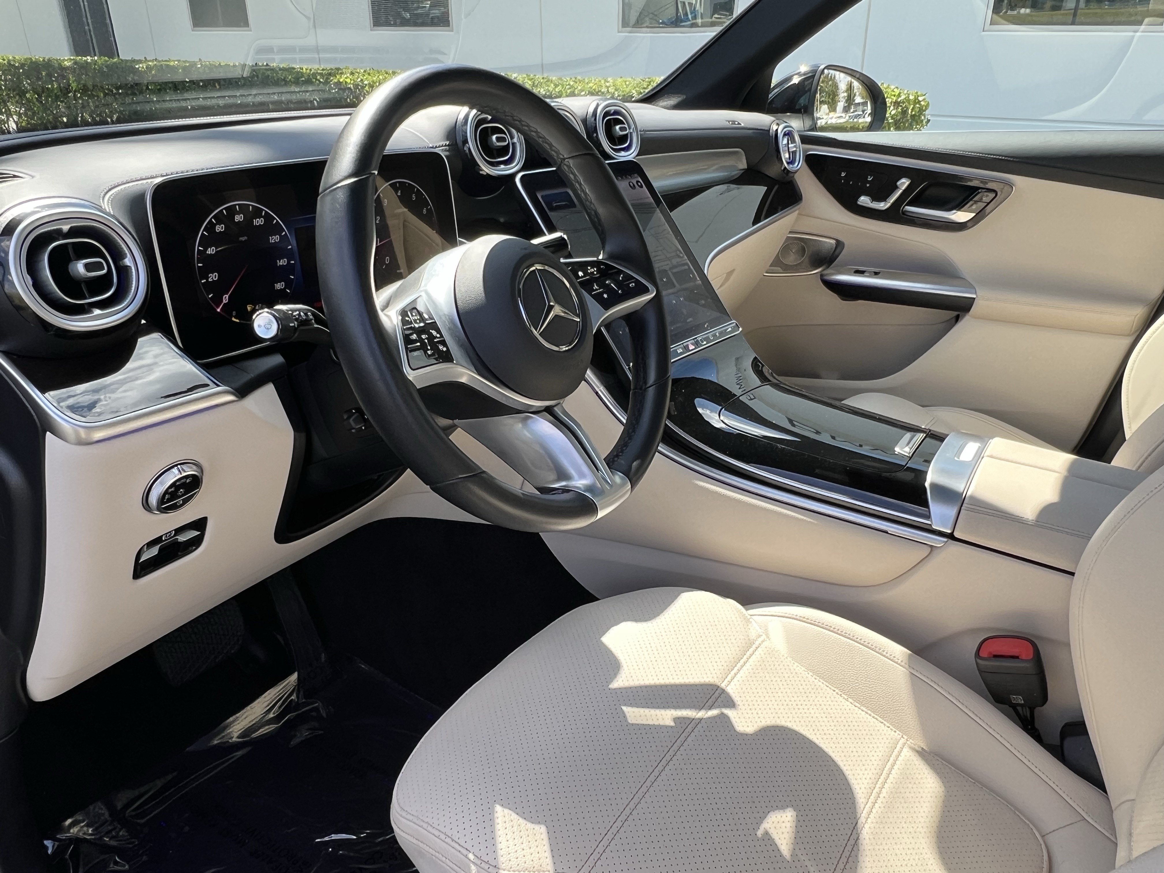 Certified 2023 Mercedes-Benz GLC 300 4MATIC image 17