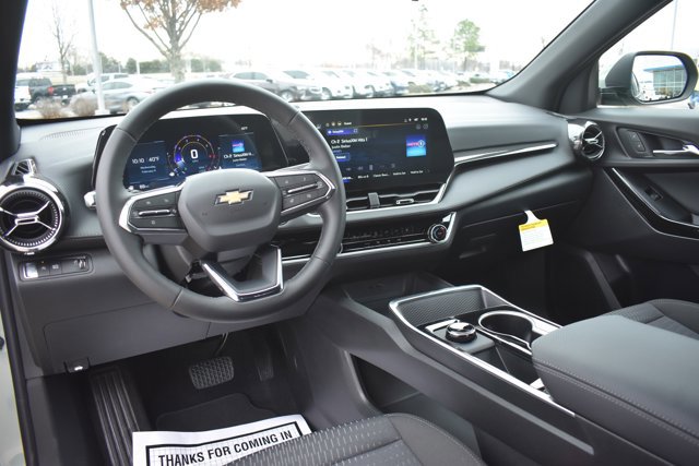 New 2026 Chevrolet Equinox LT image 17