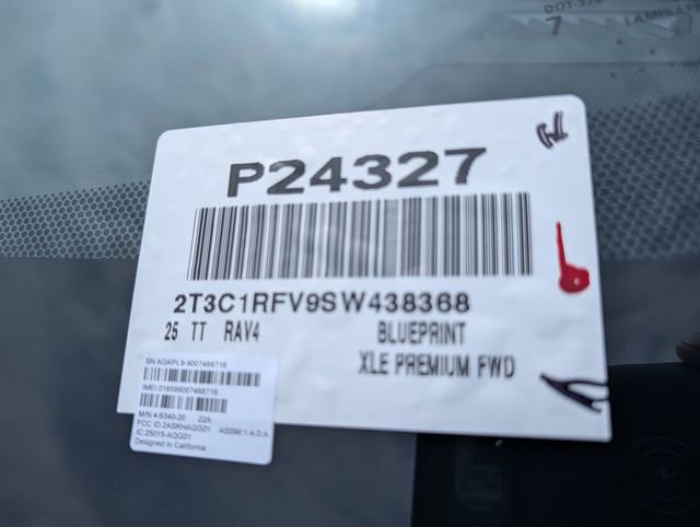 Used 2025 Toyota RAV4 XLE Premium FWD image 35