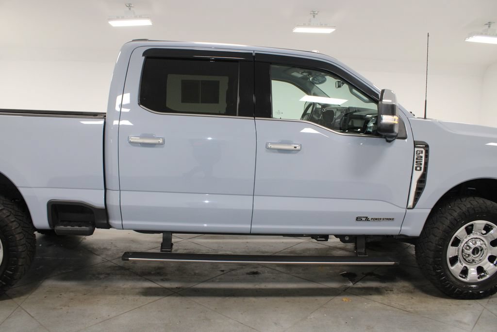 Used 2024 Ford F250 Lariat w/ Lariat Ultimate Package AWD/4WD image 11
