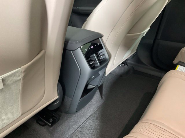 New 2027 Volvo EX60 Ultra AWD/4WD image 17