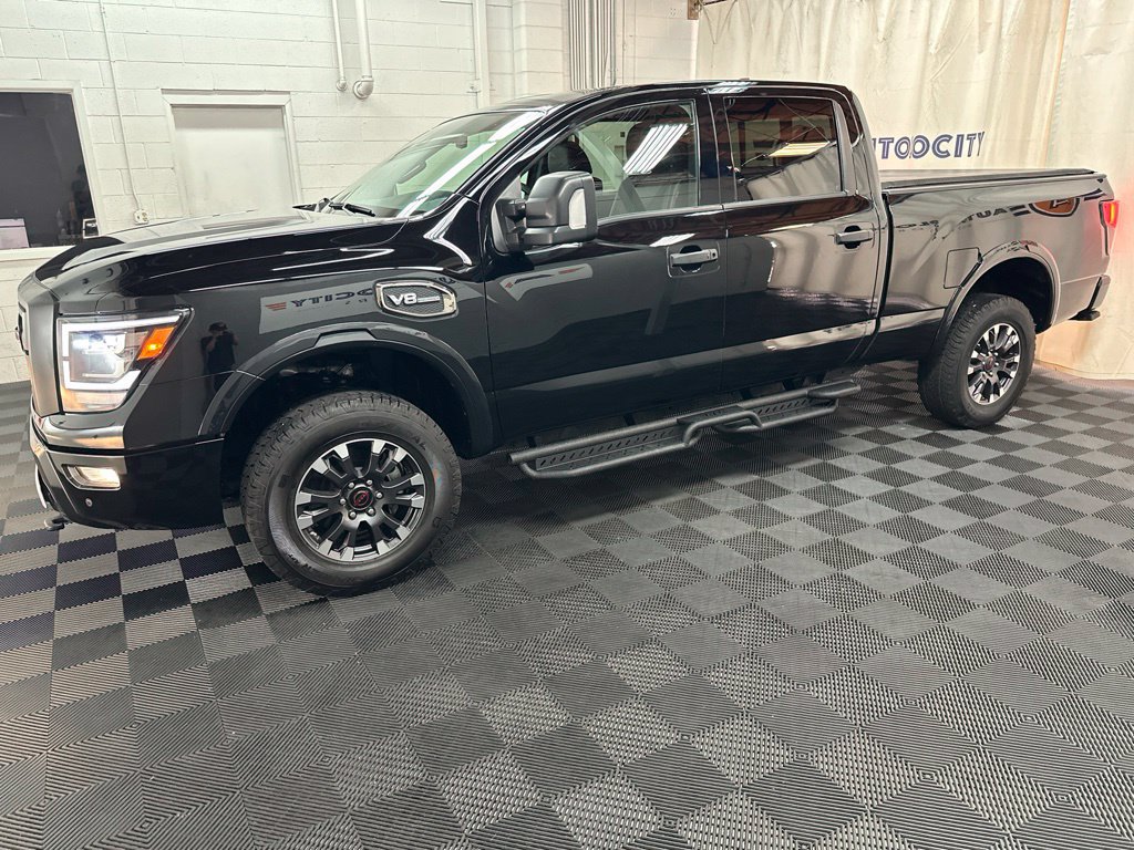 Used 2024 Nissan Titan PRO-4X w/ Pro-4x Convenience Package AWD/4WD image 5