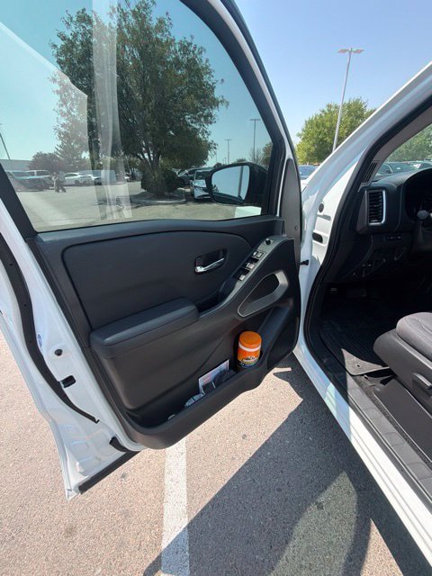 Used 2024 Nissan Frontier SV AWD/4WD image 7