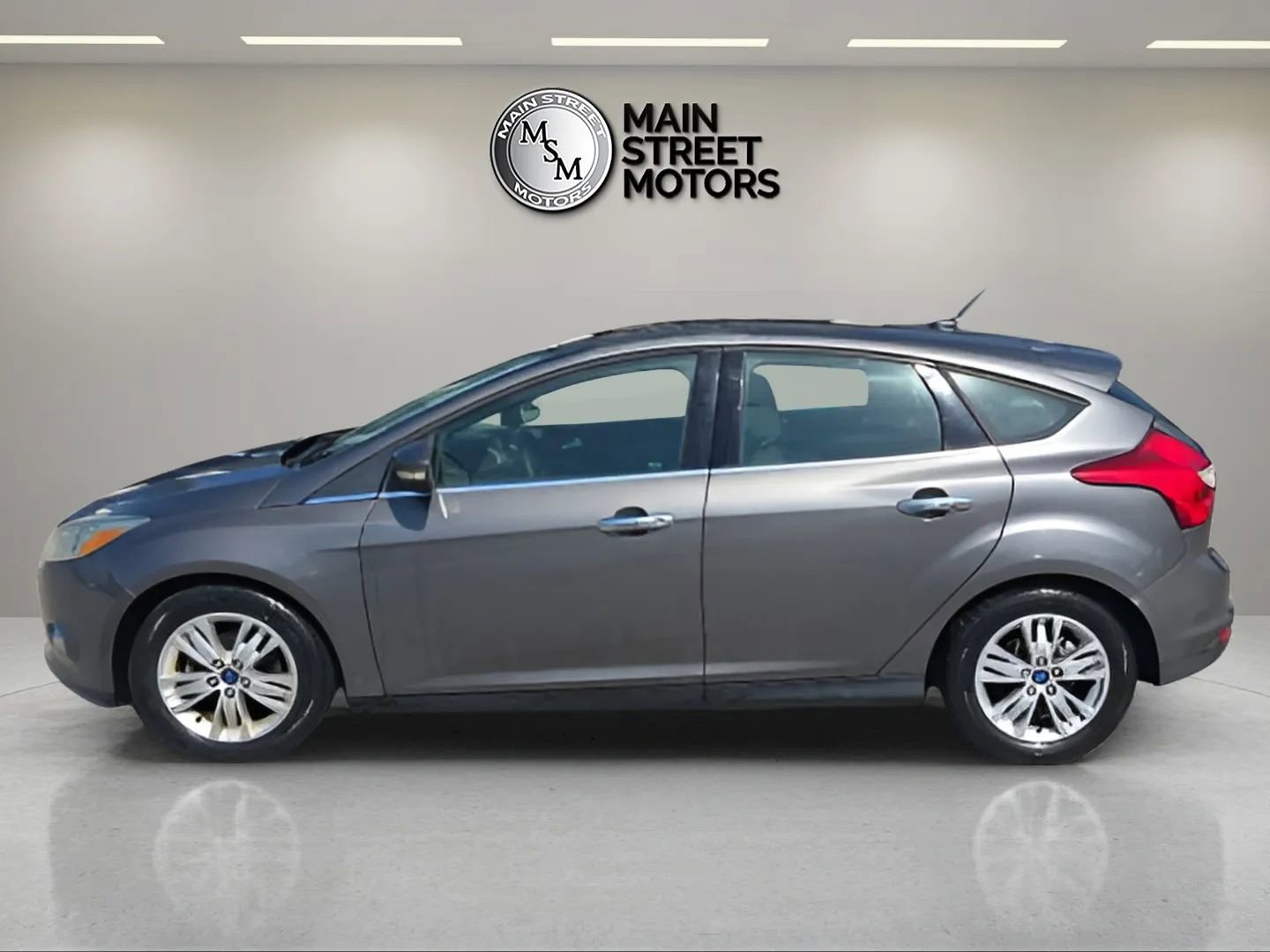 Used 2012 Ford Focus SEL image 2