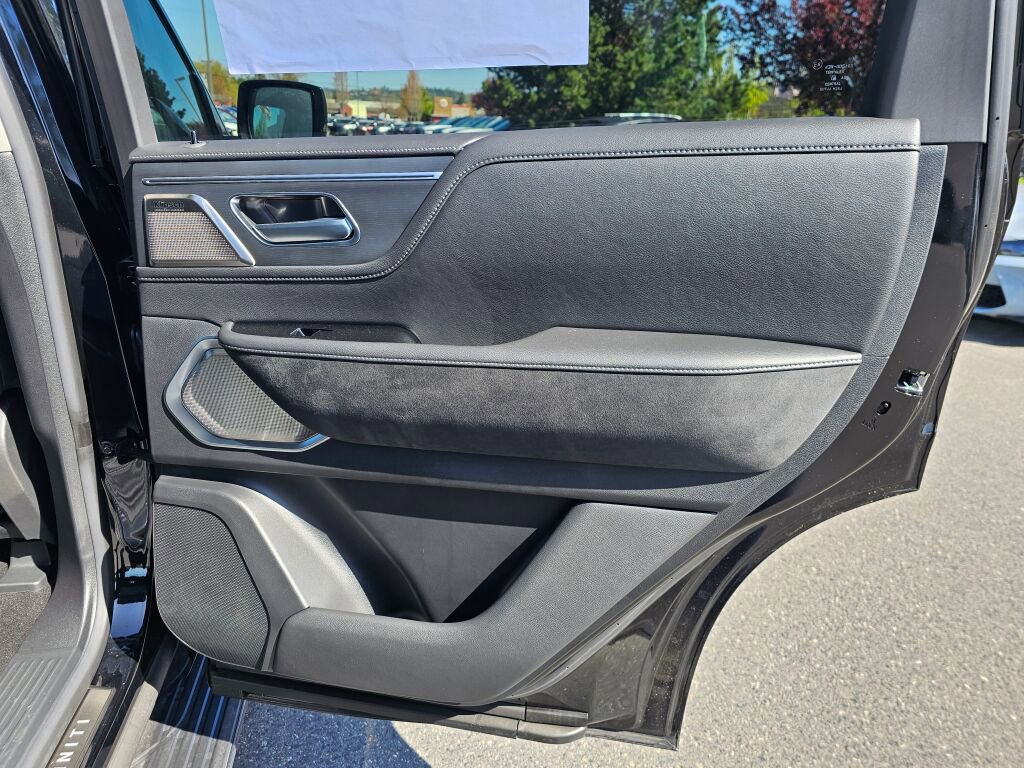 New 2025 INFINITI QX80 Sensory image 14