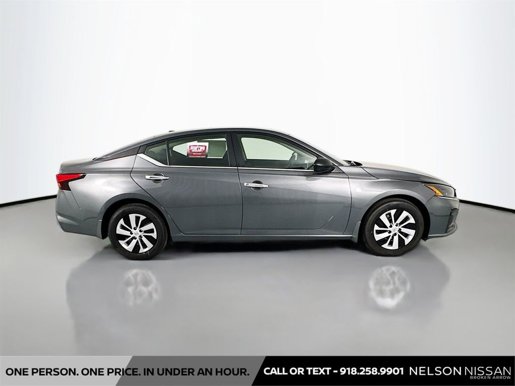 New 2025 Nissan Altima 2.5 S image 4