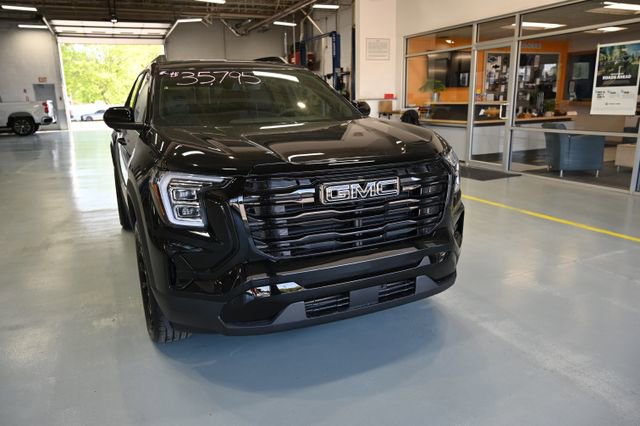 New 2026 GMC Terrain Elevation w/ Elevation Premium Package AWD/4WD image 3