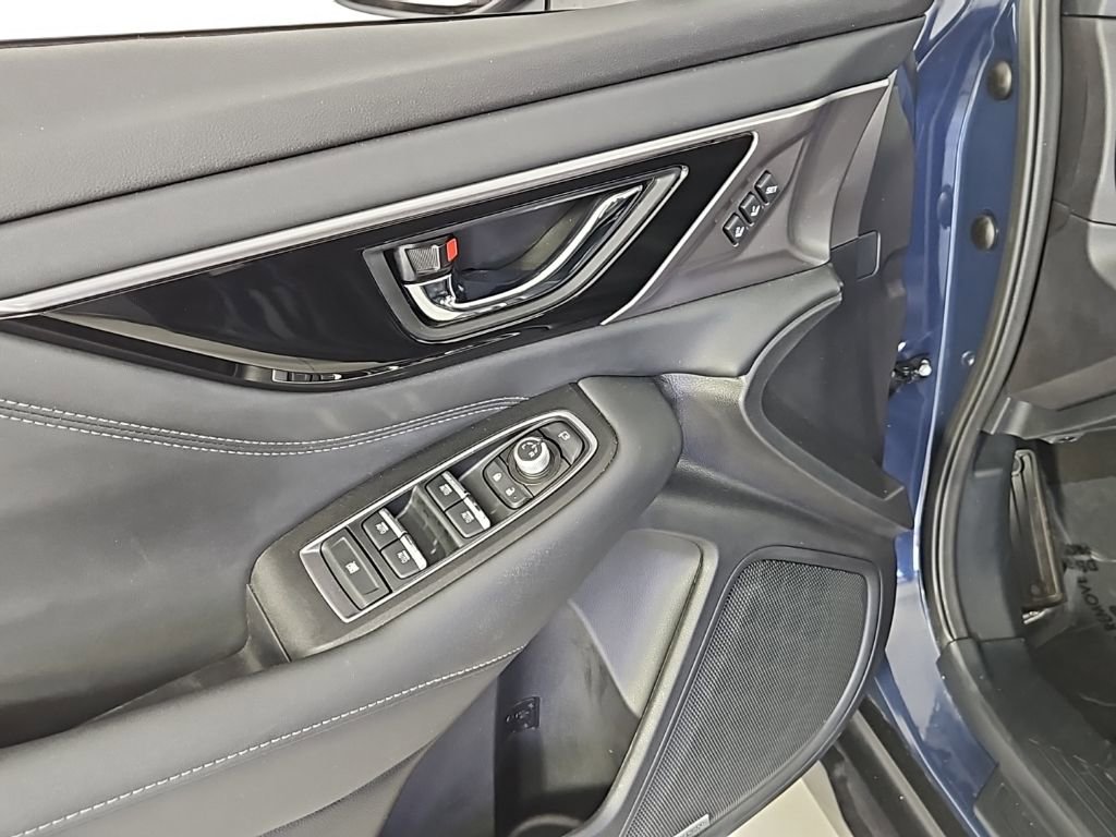 Certified 2025 Subaru Outback Touring image 12