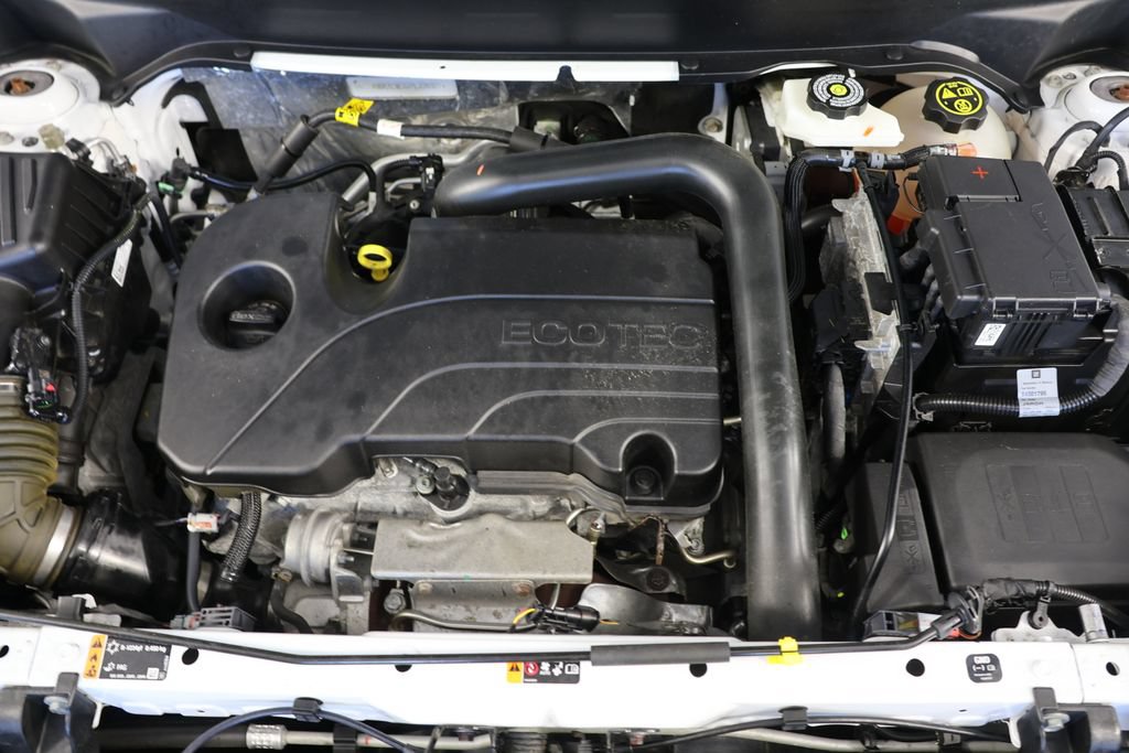 Used 2023 GMC Terrain SLE FWD image 23
