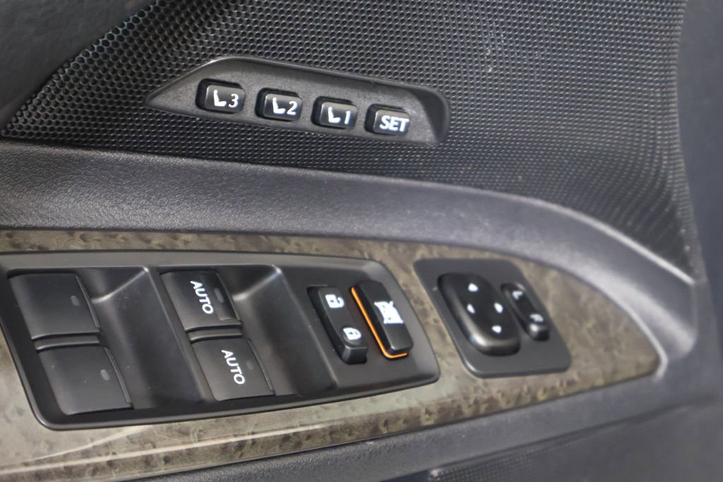 Used 2014 Lexus IS 250C 250 w/ Luxury Package image 37