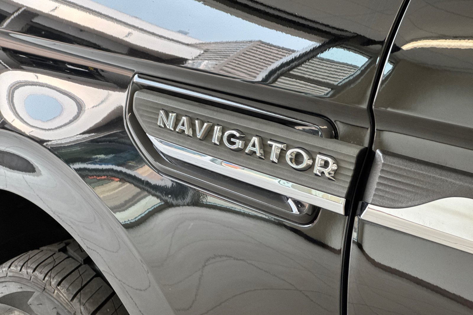 Certified 2023 Lincoln Navigator L Reserve w/ Equipment Group 201A AWD/4WD image 29