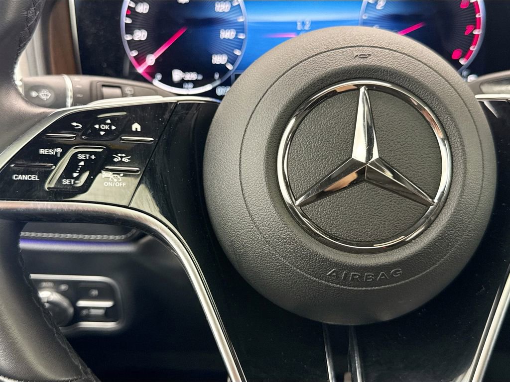 Used 2025 Mercedes-Benz G 550 image 11