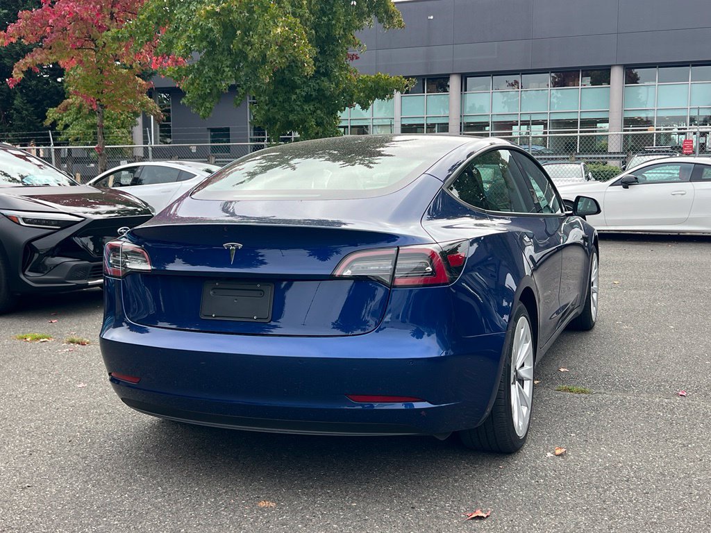Used 2021 Tesla Model 3 Standard Range Plus RWD image 9