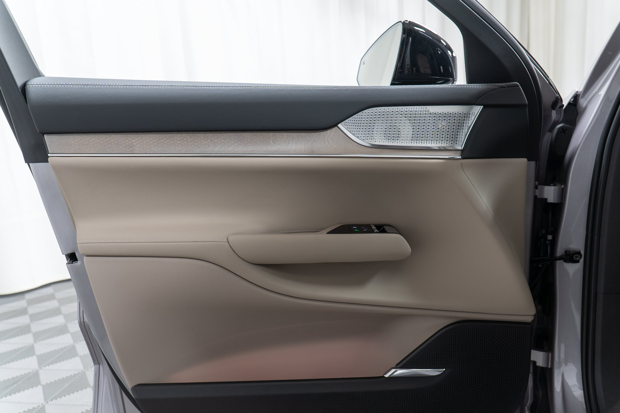 New 2026 Volvo EX90 Ultra AWD/4WD image 11