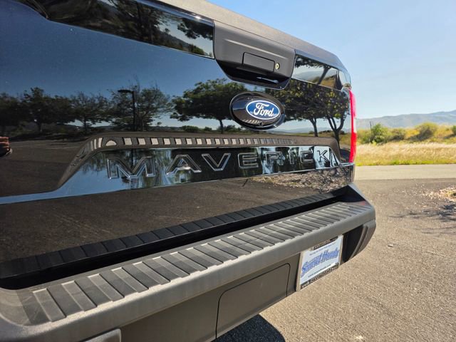 Used 2025 Ford Maverick XL FWD image 14