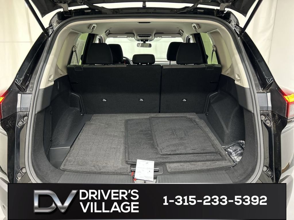Used 2023 Nissan Rogue SV AWD/4WD image 21