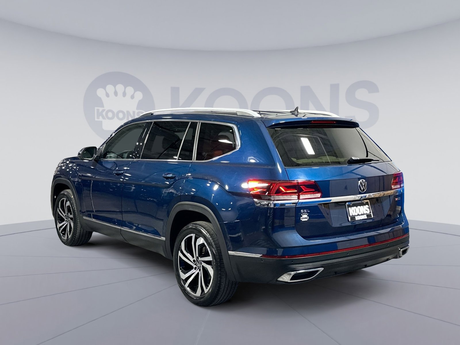 Used 2021 Volkswagen Atlas SEL Premium image 4