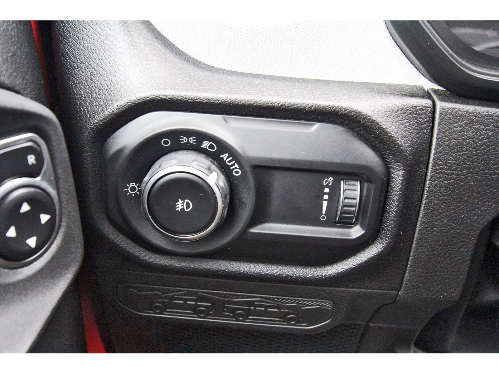 Used 2024 Jeep Wrangler Sport AWD/4WD image 18