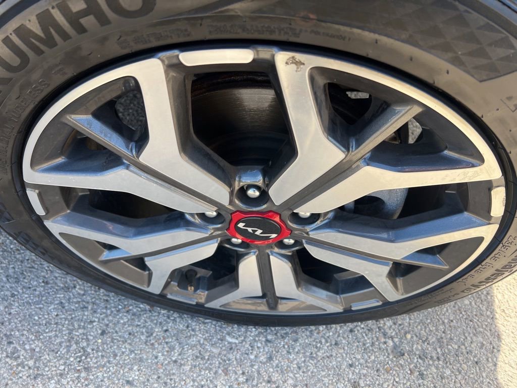 Certified 2022 Kia Seltos SX AWD/4WD image 40