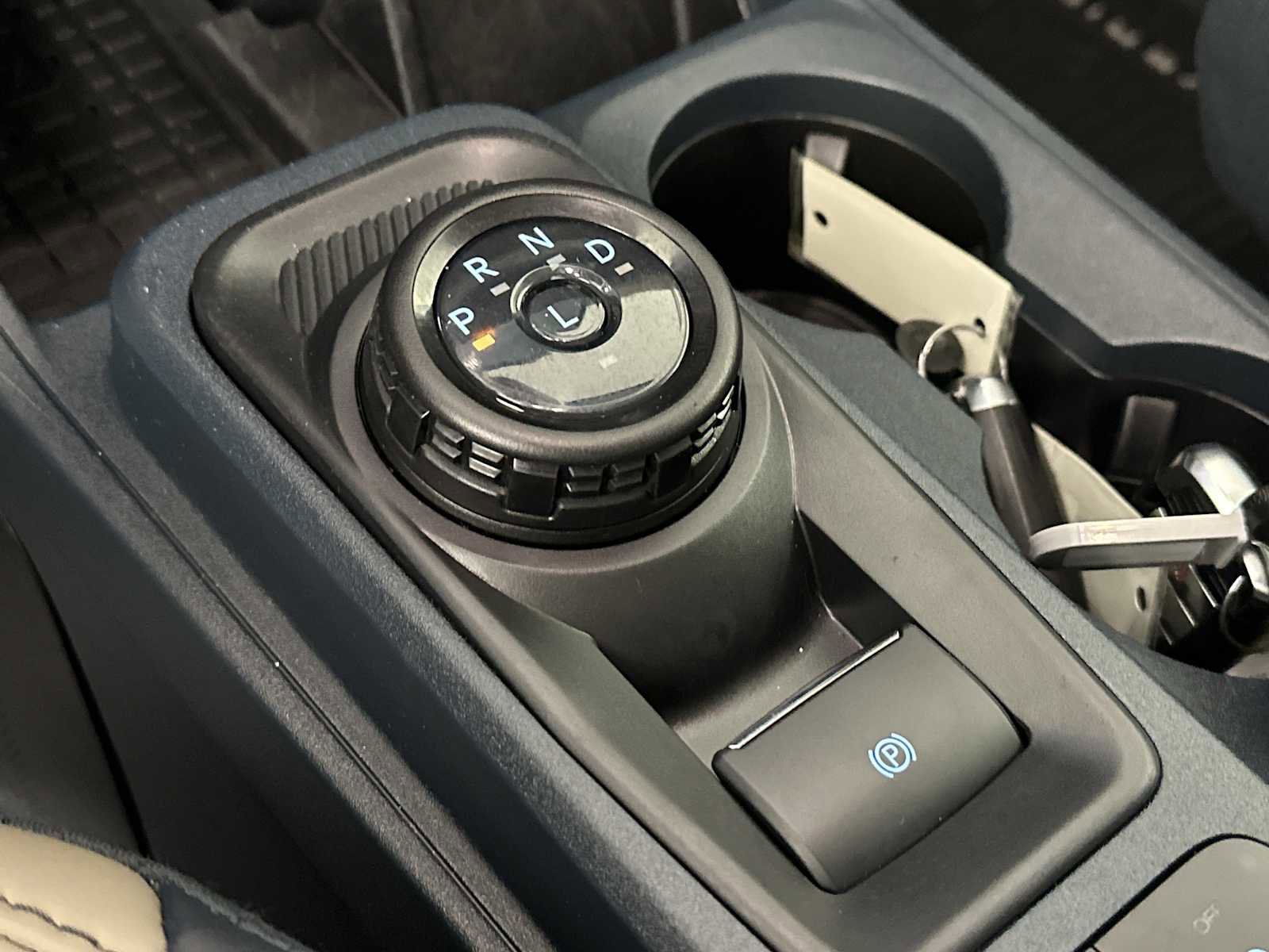 Used 2025 Ford Maverick Lariat image 34