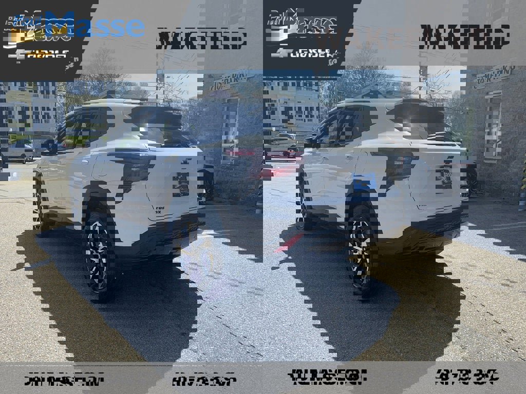 Certified 2024 Chevrolet Trax RS w/ Driver Confidence Package image 7