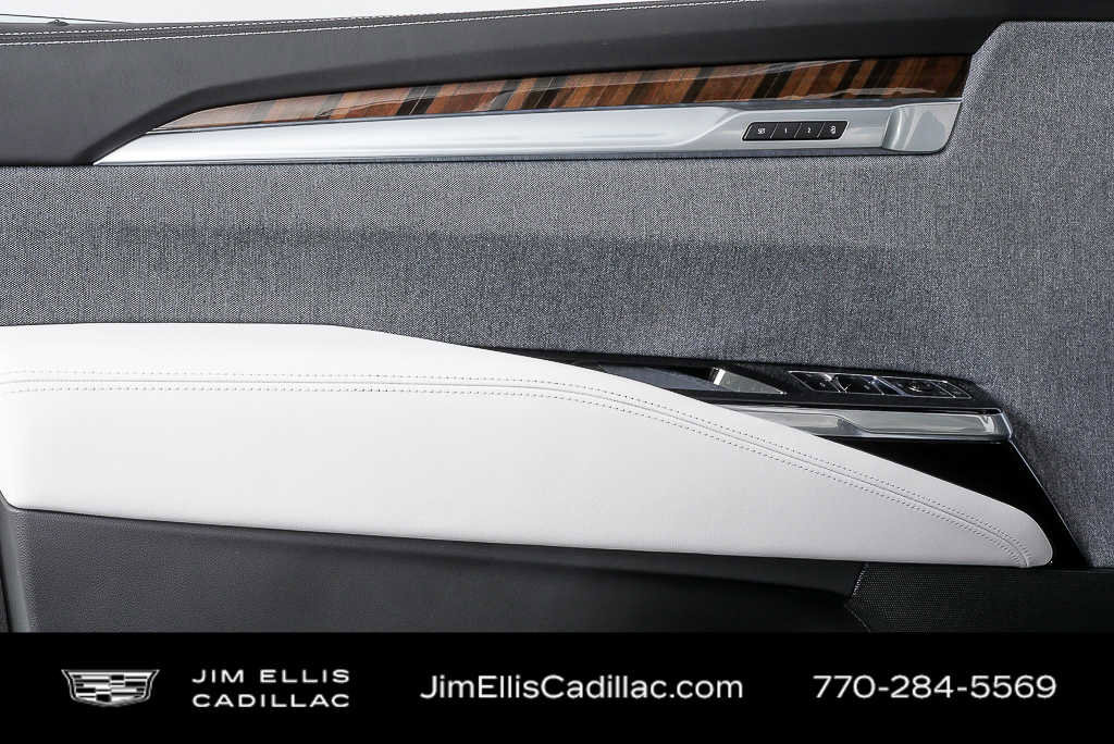 New 2026 Cadillac Escalade Platinum Sport w/ LPO, ONYX Package AWD/4WD image 6