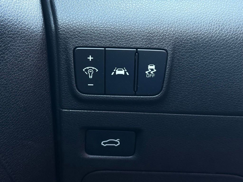 Used 2023 Kia K5 GT-Line image 23