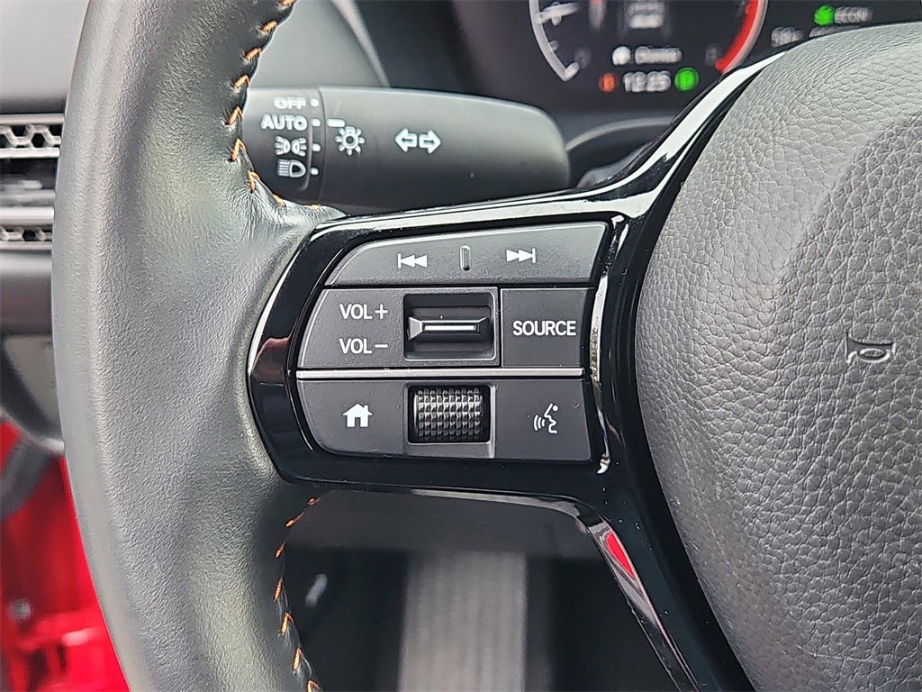 Certified 2025 Honda HR-V Sport image 24