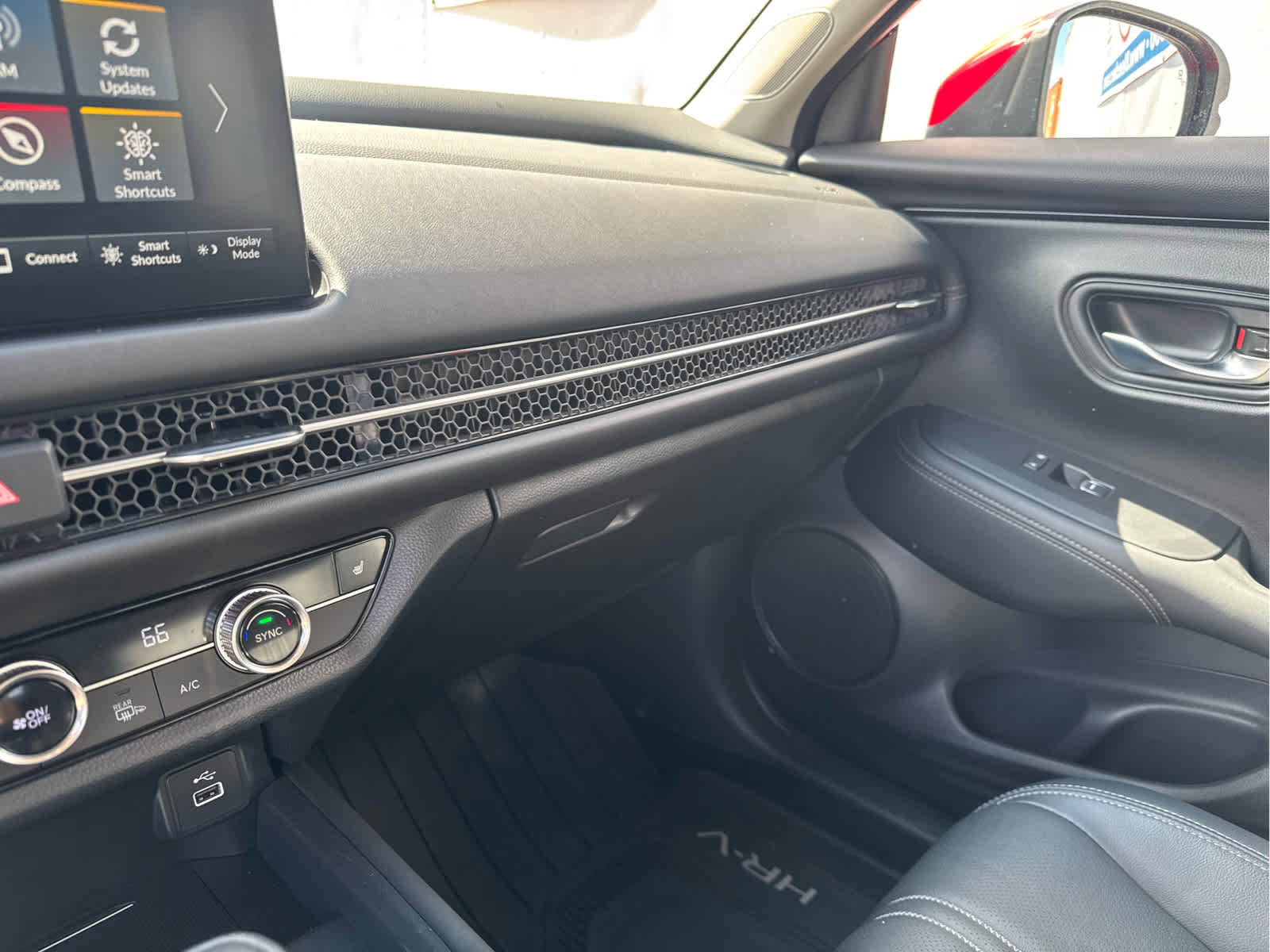 Used 2024 Honda HR-V EX-L image 30