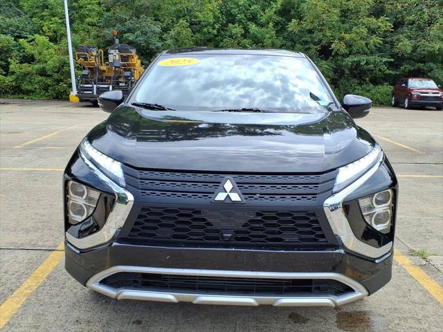 Used 2025 Mitsubishi Eclipse Cross SE AWD/4WD image 3